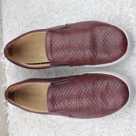 Vionic Midi Burgundy Snakeskin Leather Round Toe Platform Slip On Loafer Shoe - Picture 3 of 16